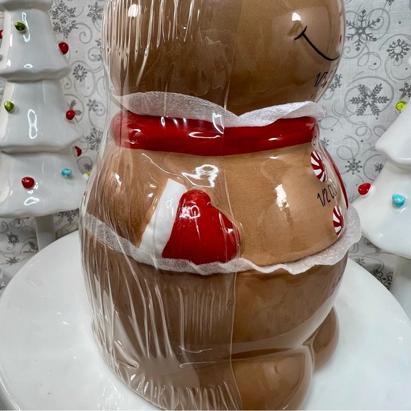 Christmas Peppermint Gingerbead Snowman Ceramic Stacked Measuring Cups - Picture 10 of 12